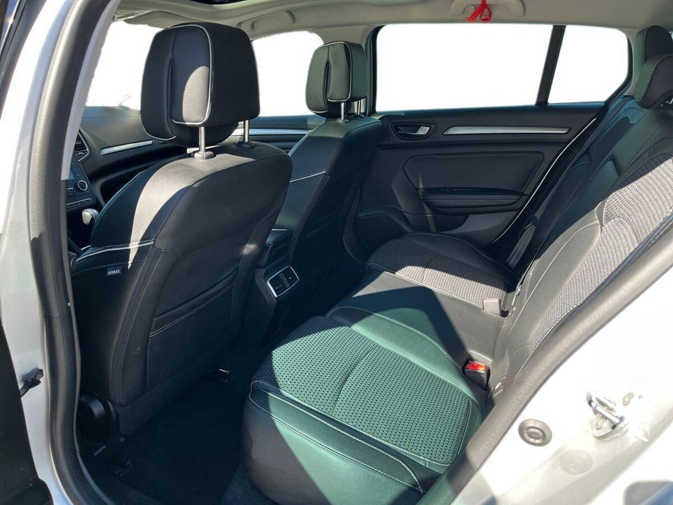 Renault Megane IV 1,3 TCe 140 Bose Edition Sport Tourer EDC 5d