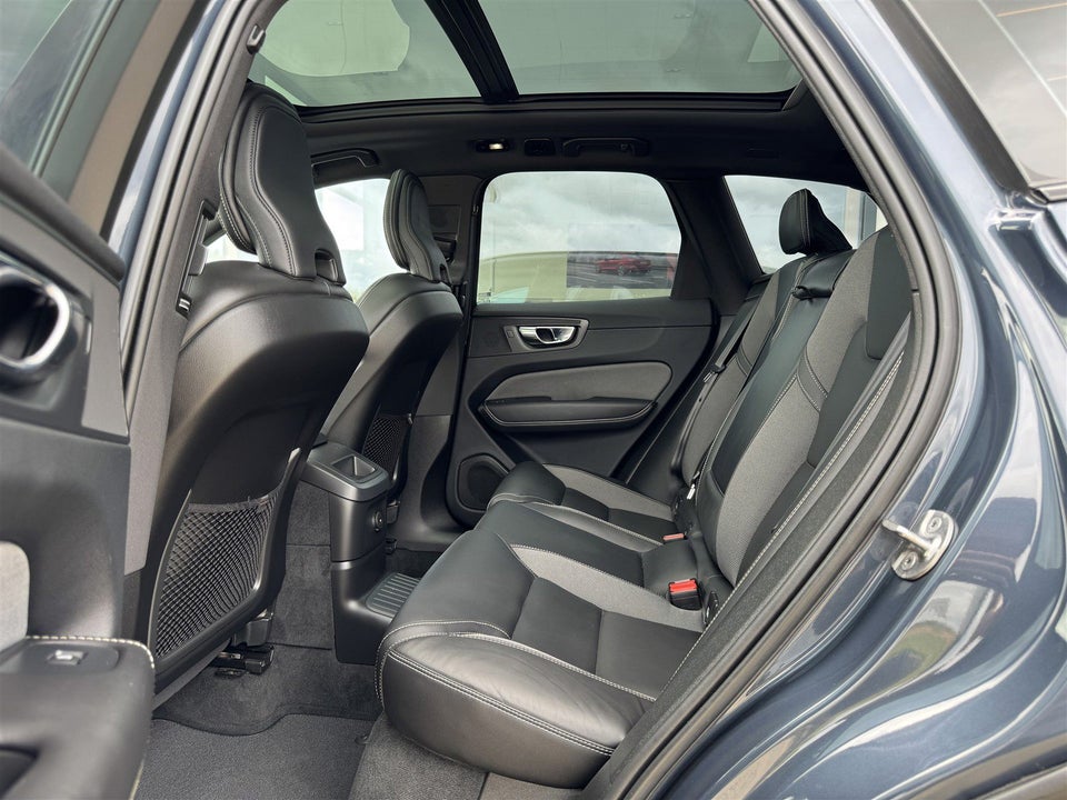 Volvo XC60 2,0 T6 ReCharge R-Design aut. AWD 5d