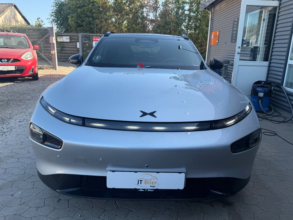 Xpeng P7 Performance 4d