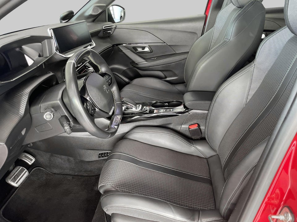 Peugeot e-208 50 GT Limited 5d