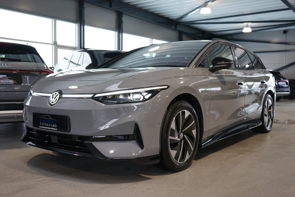 VW ID.7 77 Style Tourer 5d