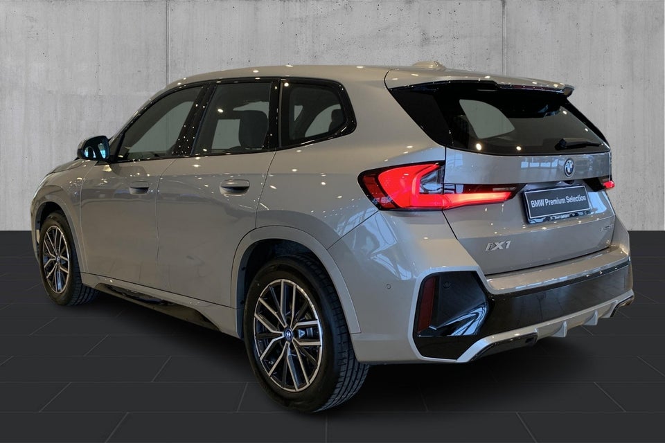 BMW iX1 eDrive20 M-Sport 5d