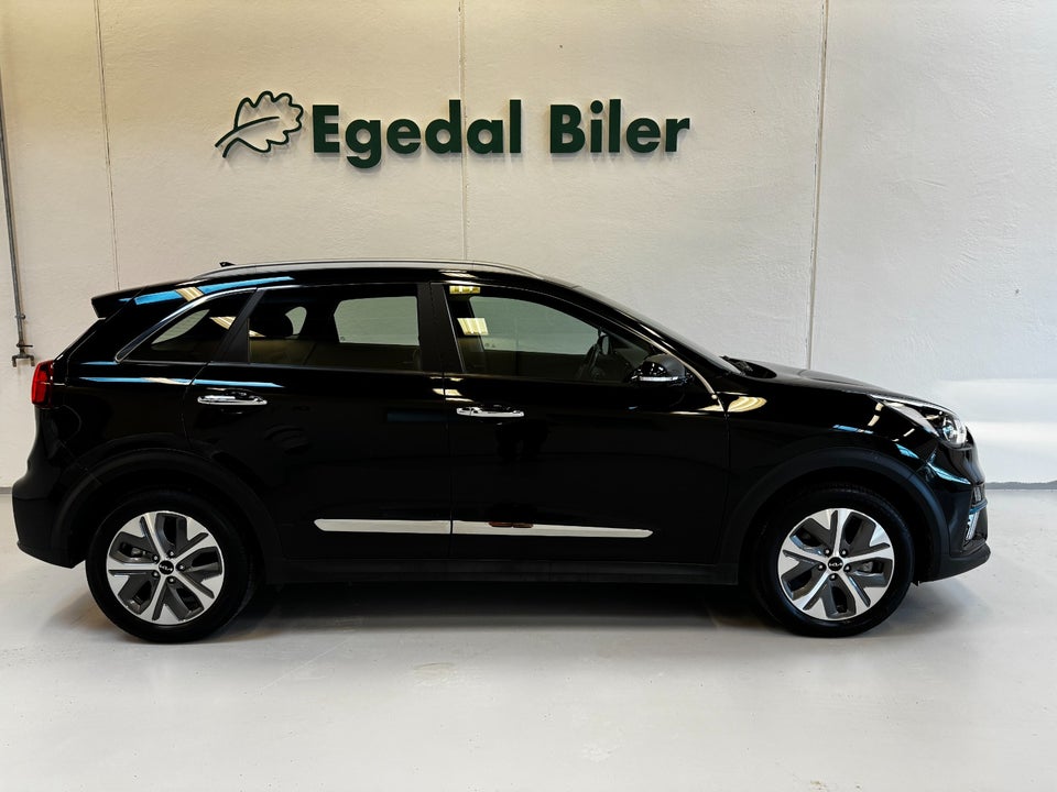 Kia Niro 64 EV Prestige 5d