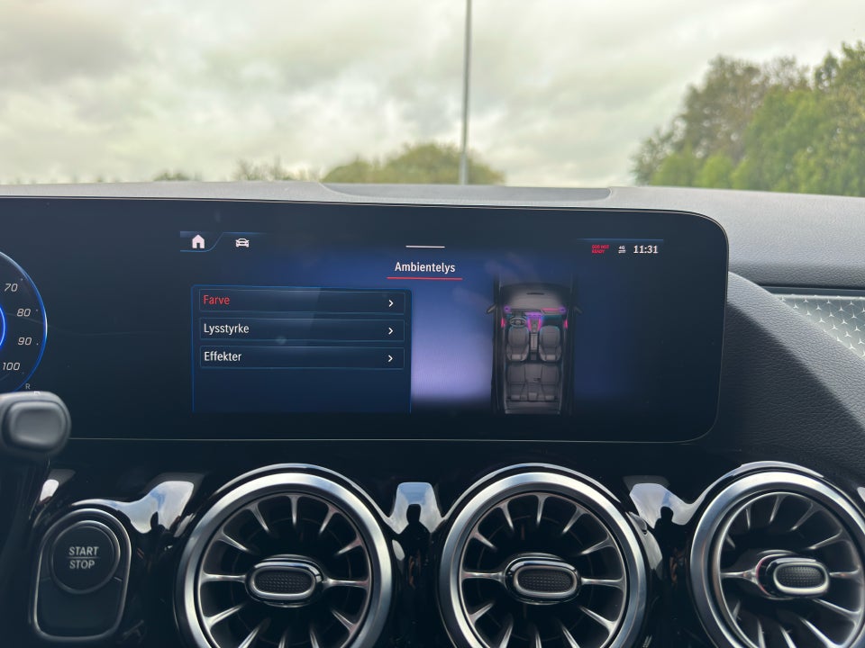 Mercedes EQA300 Progressive 4Matic 5d