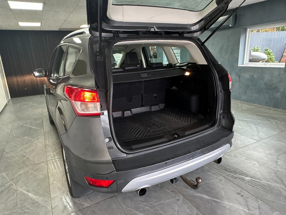 Ford Kuga 2,0 TDCi 163 Titanium aut. AWD 5d