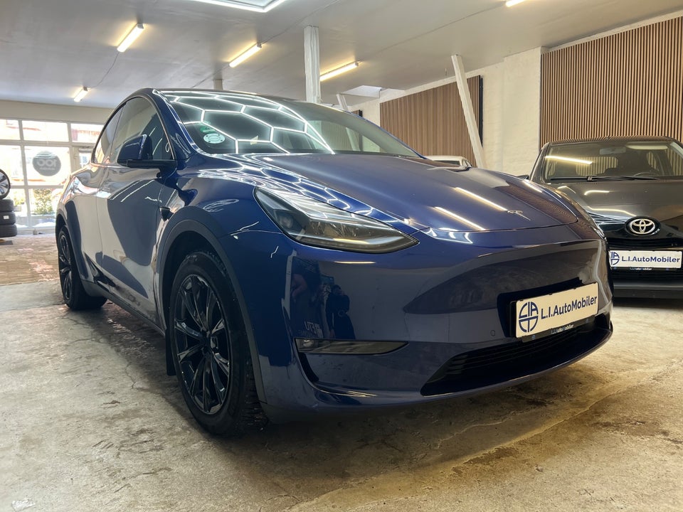 Tesla Model Y Long Range AWD 5d