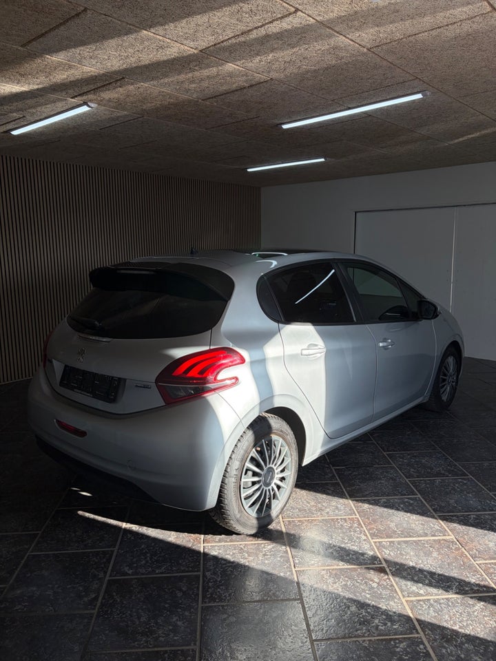 Peugeot 208 1,6 BlueHDi 100 Active+ 5d
