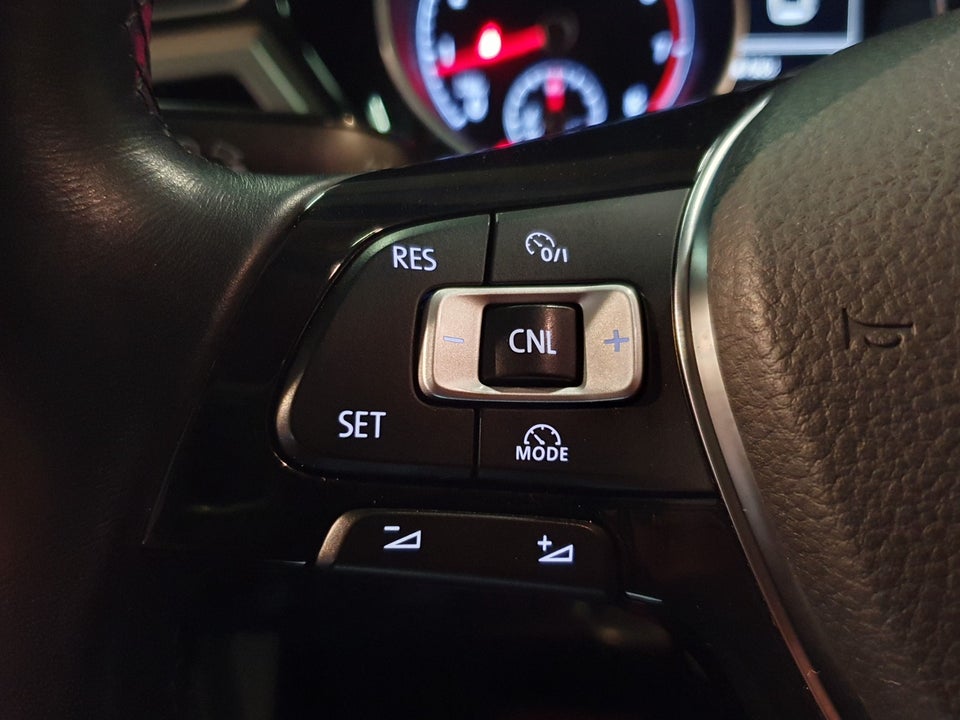 VW Touran 1,4 TSi 150 Comfortline DSG 7prs 5d