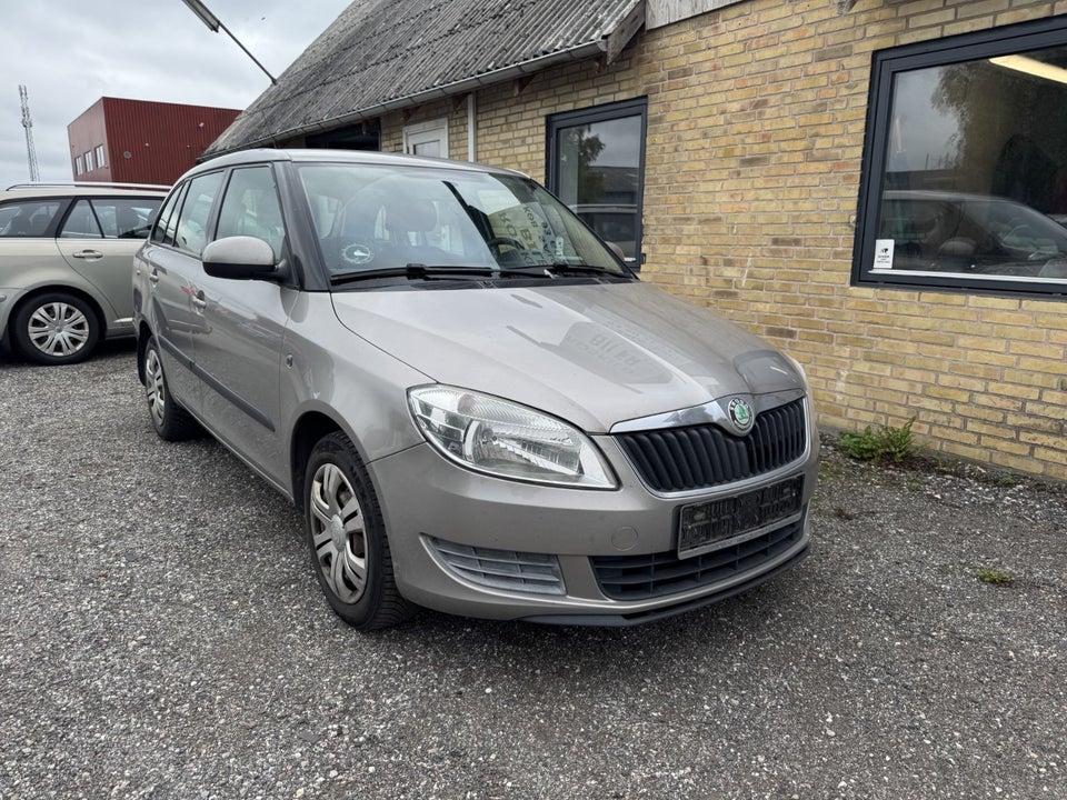 Skoda Fabia 1,2 12V Ambiente Combi 5d