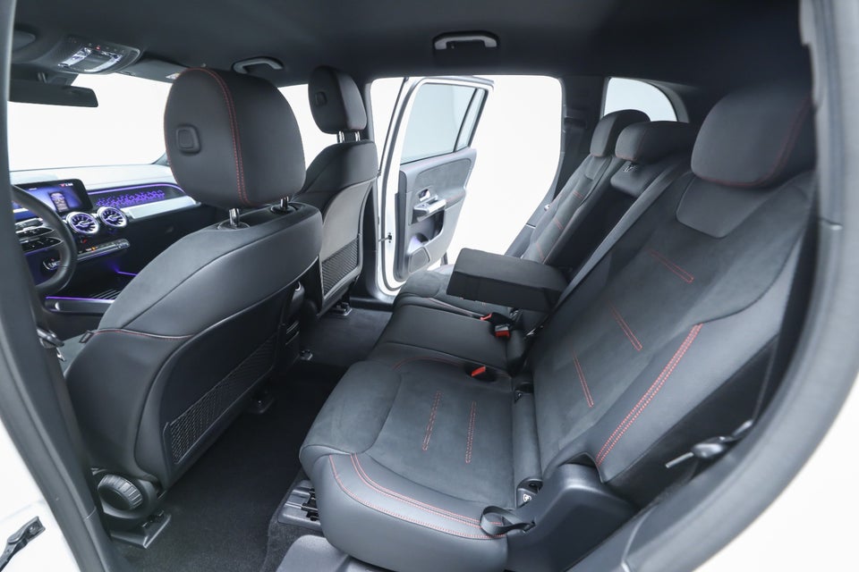 Mercedes EQB250+ AMG Advance 5d