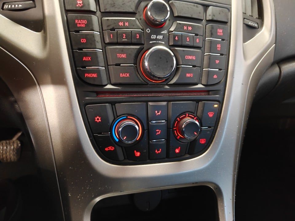 Opel Astra 1,4 T 140 Sport 5d