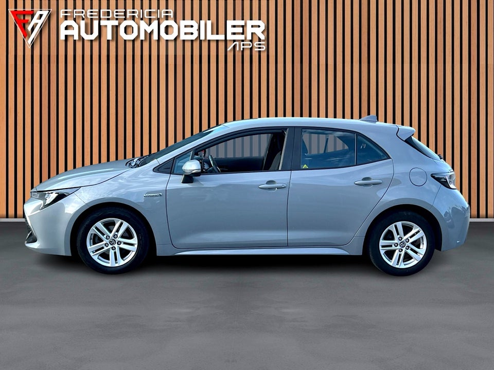 Toyota Corolla 1,8 Hybrid H3 Smart MDS 5d