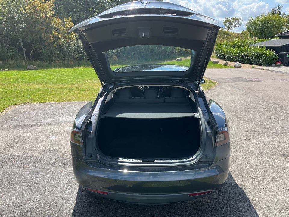 Tesla Model S 70D 5d