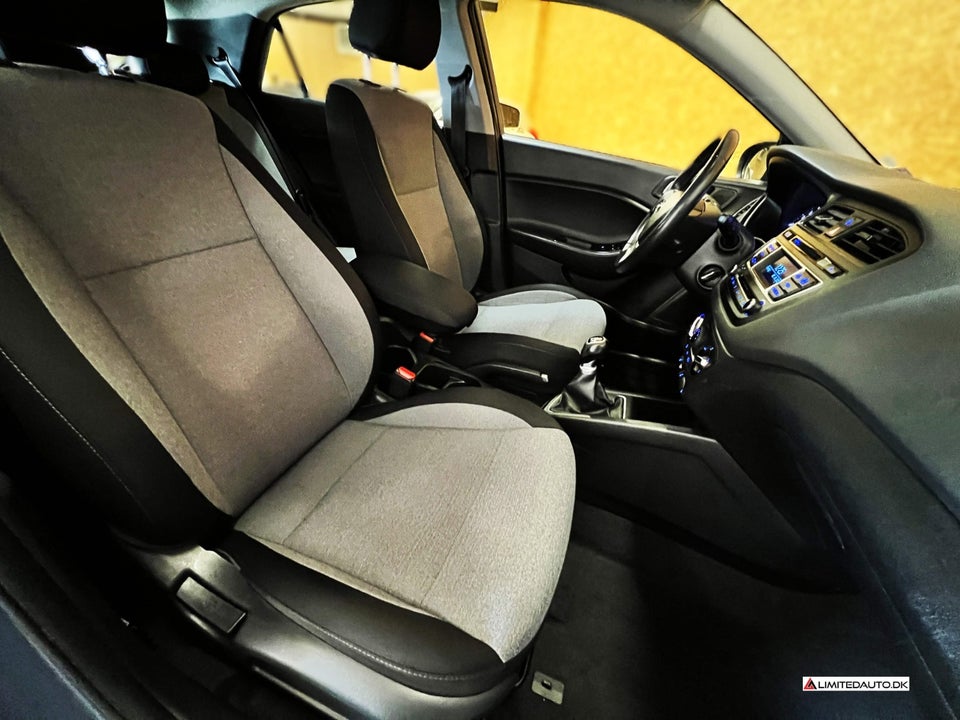 Hyundai i20 1,25 Trend 5d