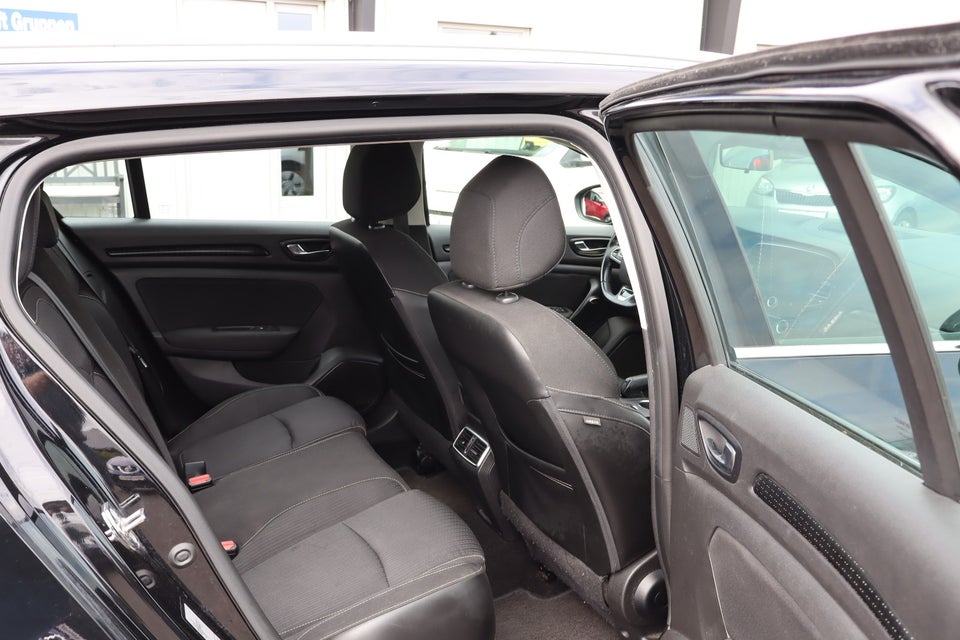 Renault Megane IV 1,2 TCe 100 Zen Sport Tourer 5d