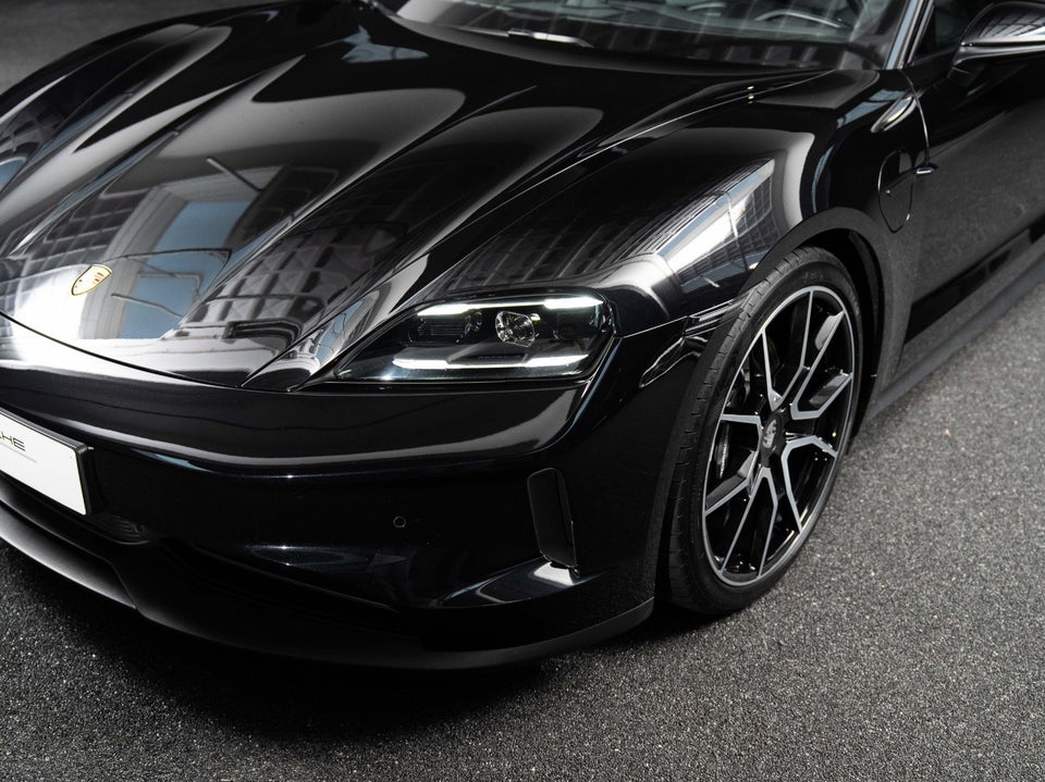 Porsche Taycan Performance+ Sport Turismo 5d