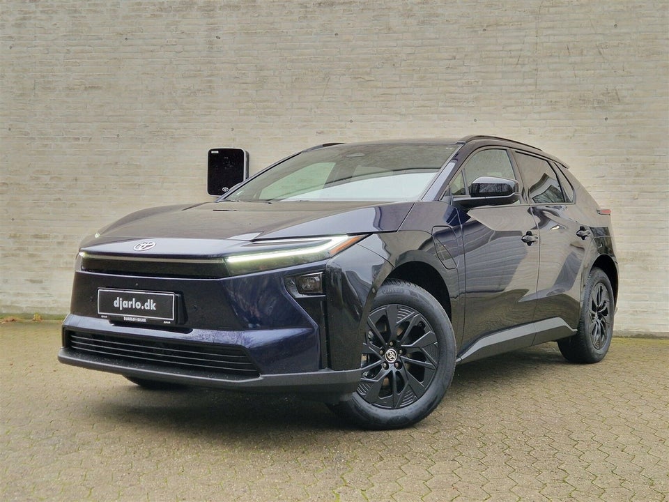 Toyota bZ4X 73 Executive AWD 5d