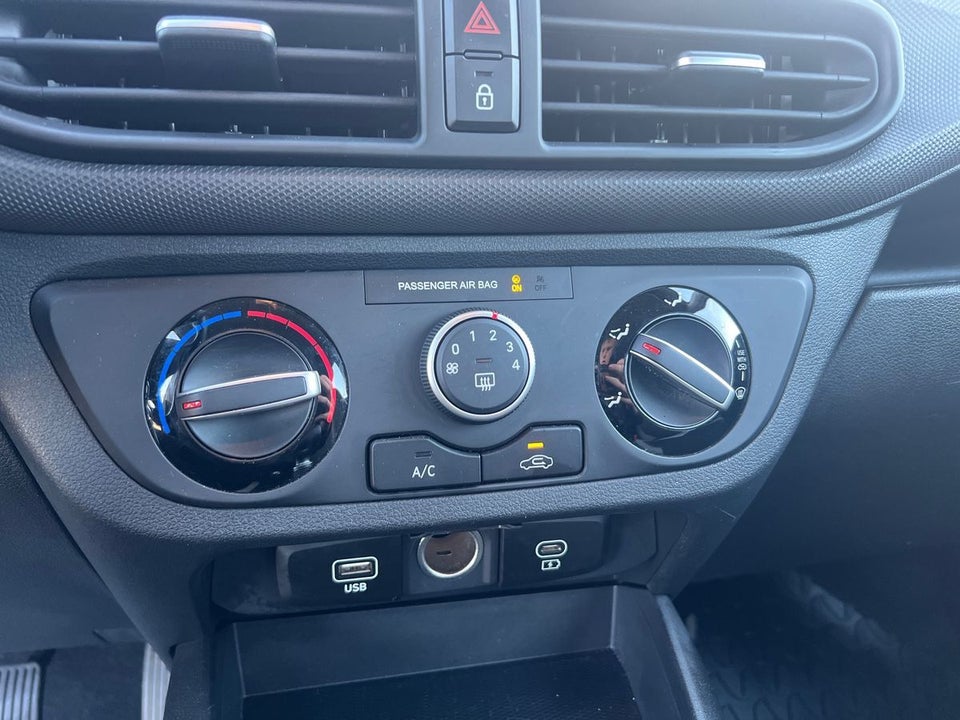 Hyundai i10 1,0 MPi Essential 5d