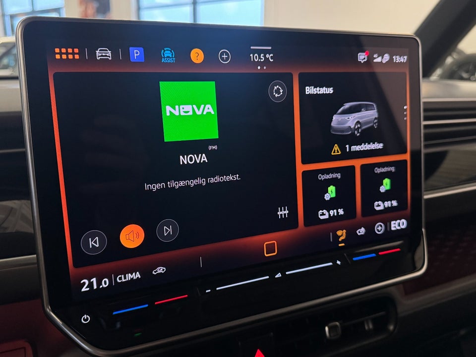 VW ID.Buzz 86 Life 7prs LWB 5d