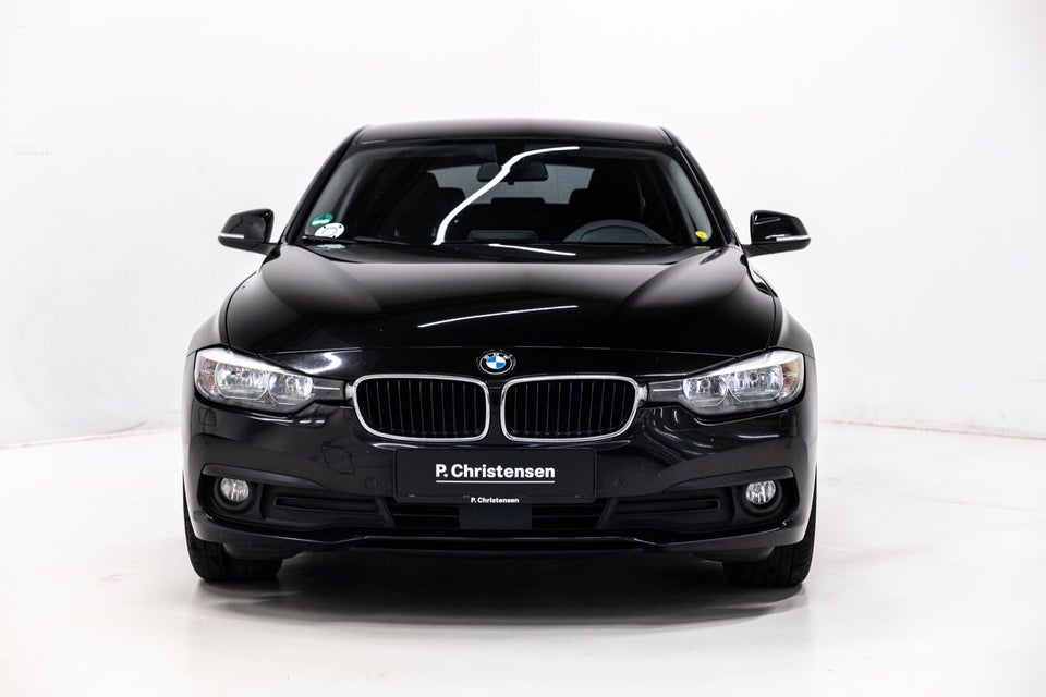 BMW 320d 2,0 Touring aut. 5d