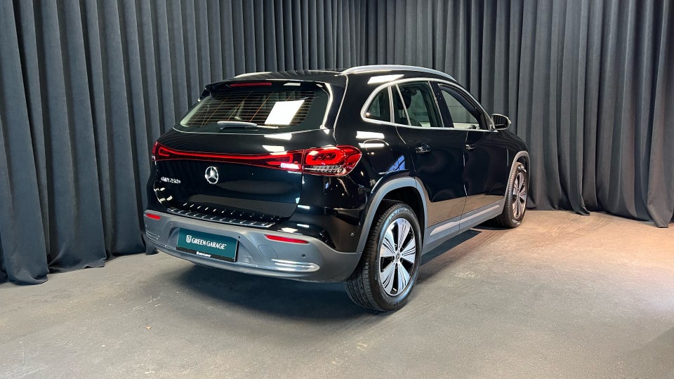 Mercedes EQA250+ Progressive 5d