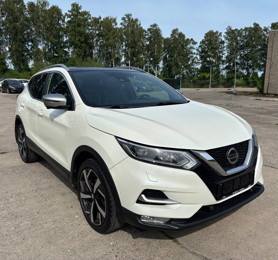 Nissan Qashqai 1,3 Dig-T 160 Tekna+ 5d