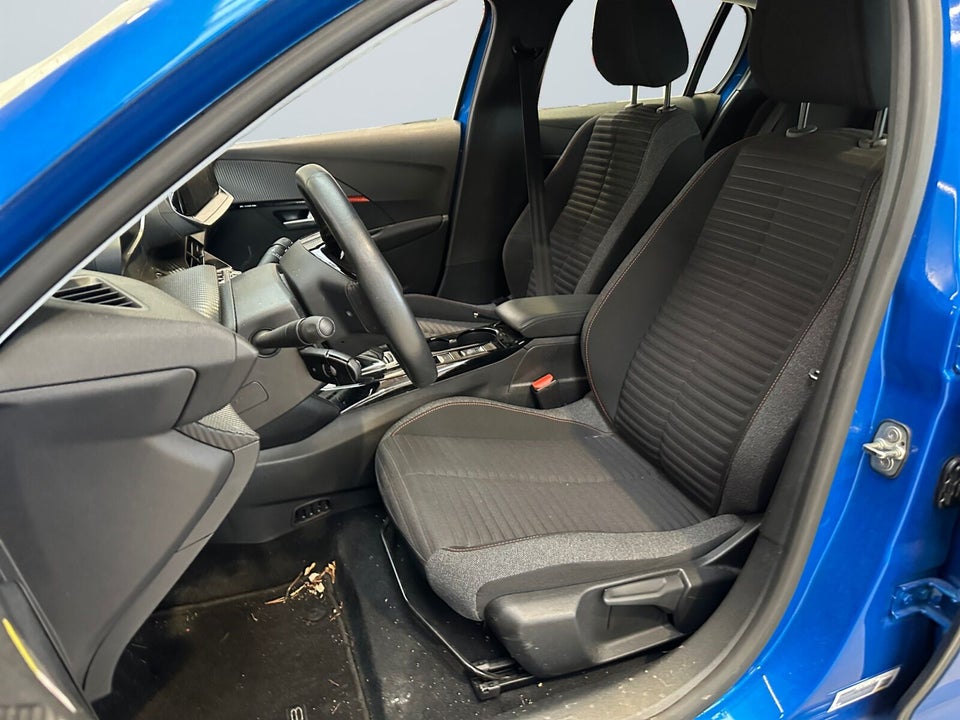 Peugeot e-208 50 Active 5d