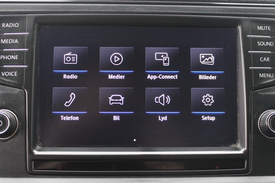 VW Crafter 30 2,0 TDi 177 Kassevogn L3H2 4Motion