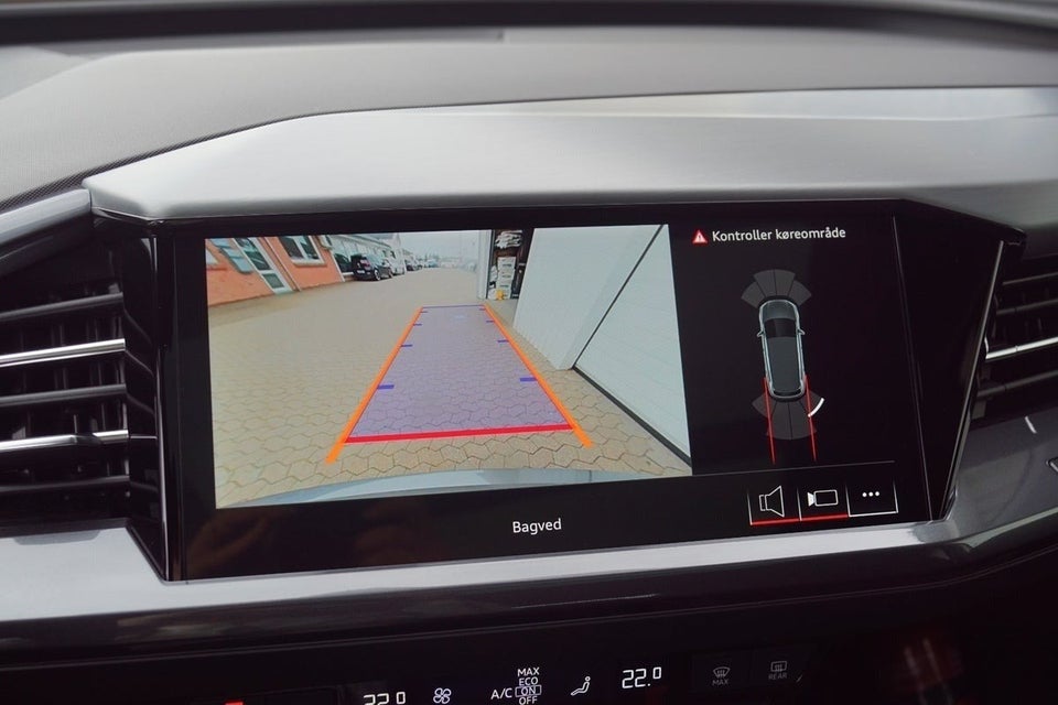 Audi Q4 e-tron 45 S-line 5d