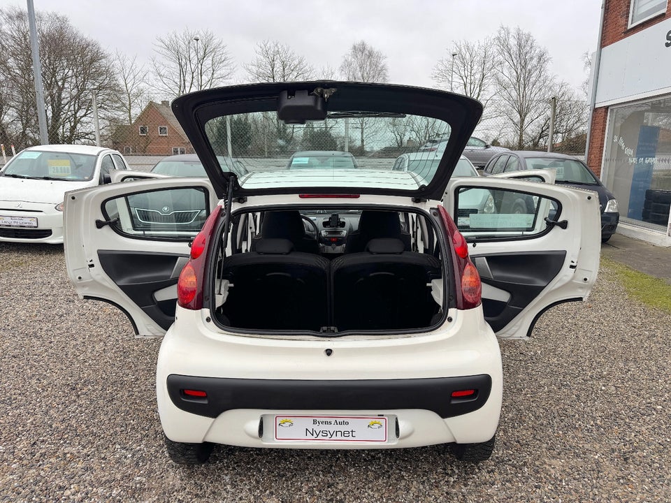 Peugeot 107 1,0 Active 5d