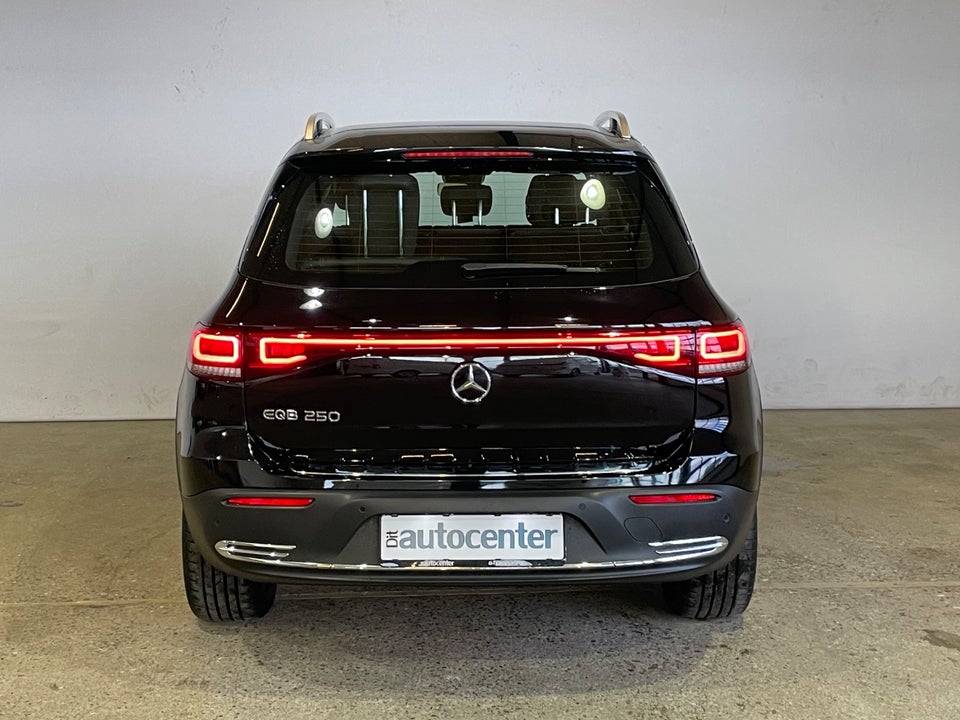 Mercedes EQB250 Progressive 7prs 5d