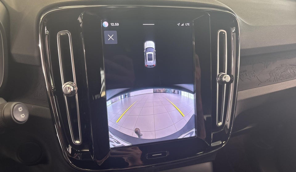 Volvo XC40 P6 ReCharge Plus 5d