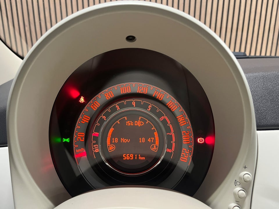 Fiat 500C 0,9 TwinAir 80 Lounge 2d