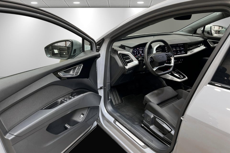 Audi Q4 e-tron 45 S-line Edition 5d