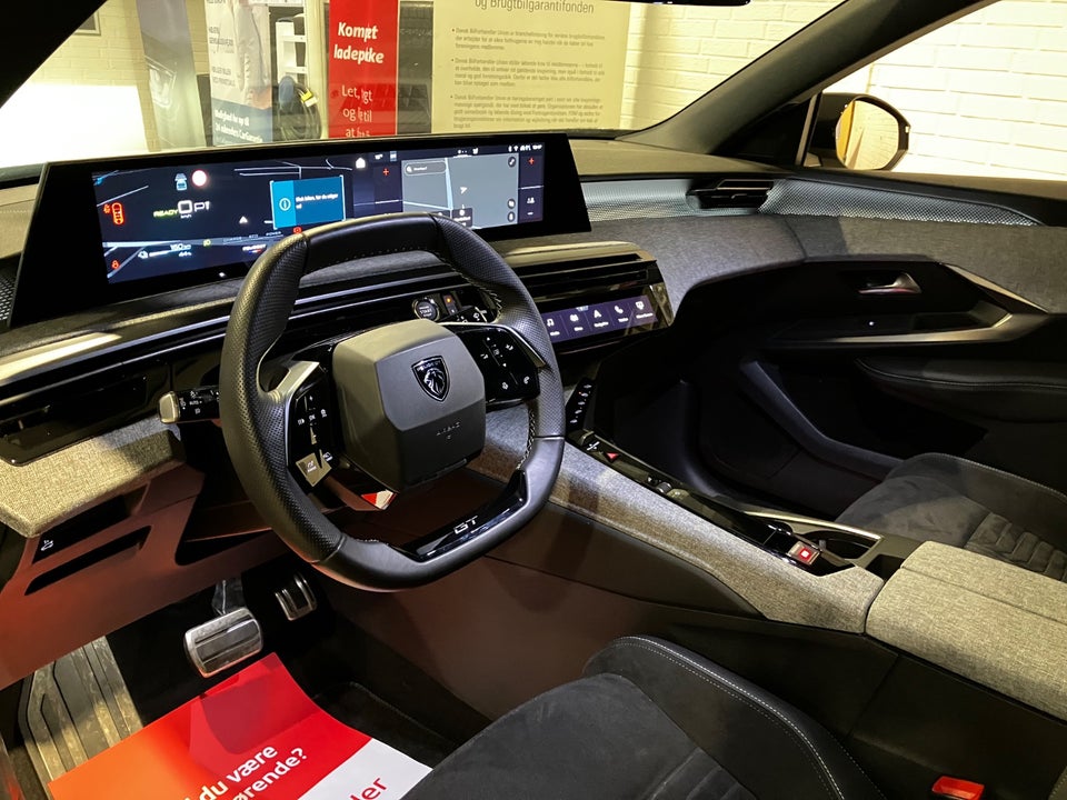 Peugeot e-5008 77 GT 7prs 5d