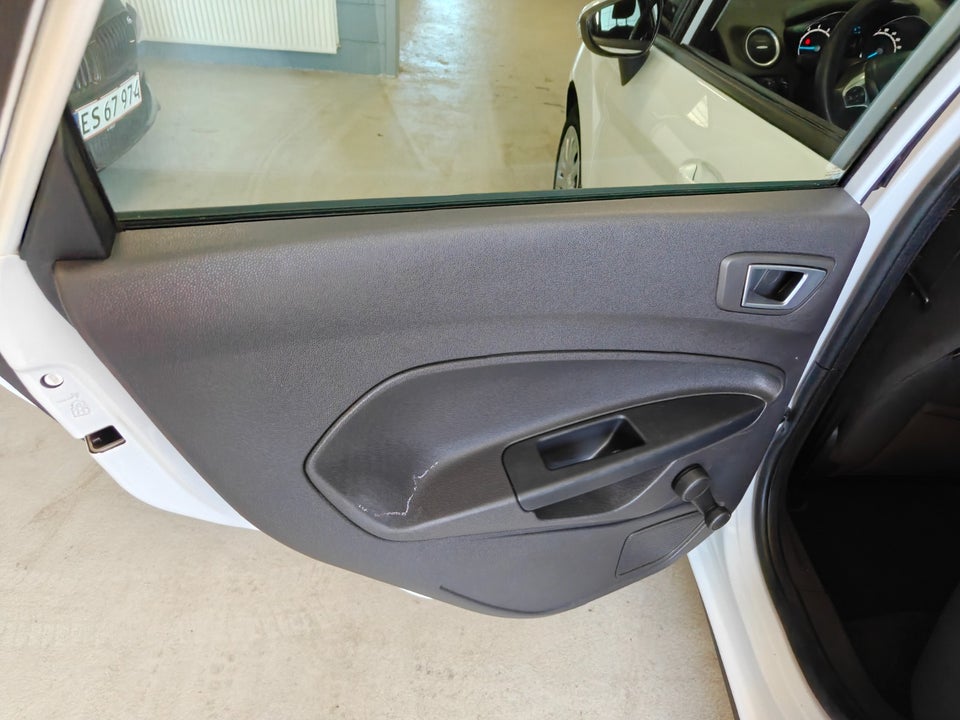 Ford Fiesta 1,0 80 Trend 5d