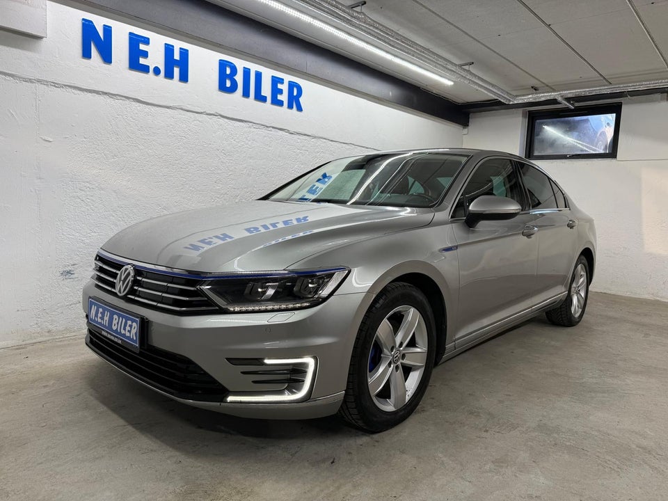 VW Passat 1,4 GTE DSG 4d