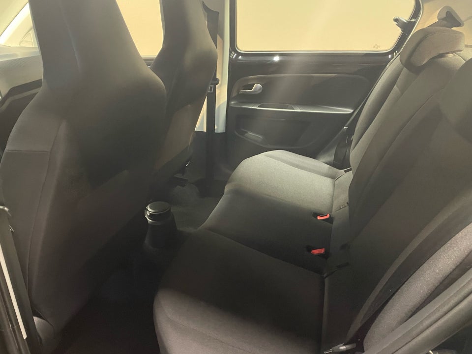 VW Up! 1,0 MPi 60 Move Up! BMT 5d