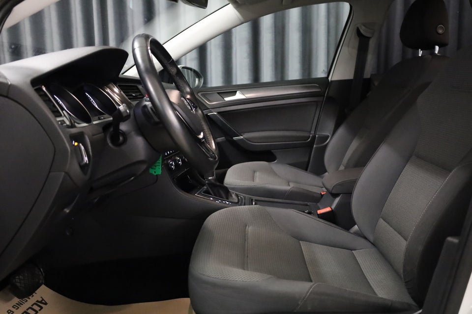 VW Golf VII 1,4 TSi 125 Comfortline DSG 5d