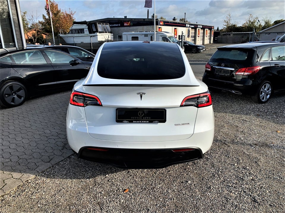 Tesla Model Y Performance AWD 5d