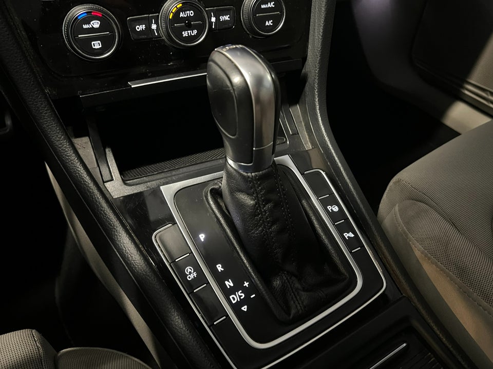 VW Golf VII 1,4 TSi 122 Highline DSG BMT 5d