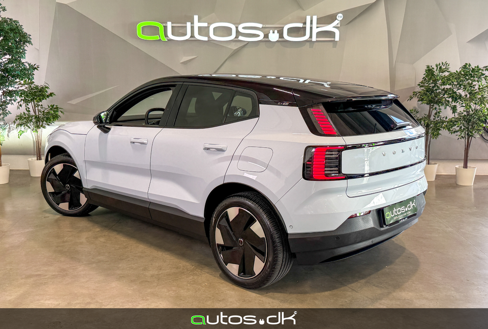Volvo EX30 Extended Range Ultra 5d