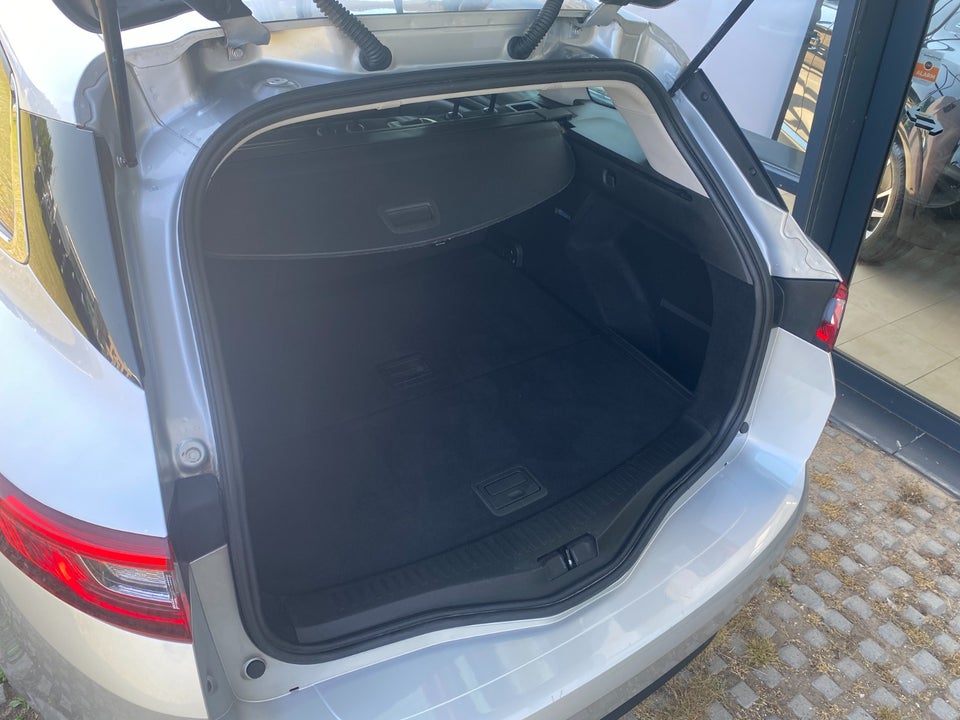 Renault Megane IV 1,3 TCe 140 Bose Edition Sport Tourer EDC 5d