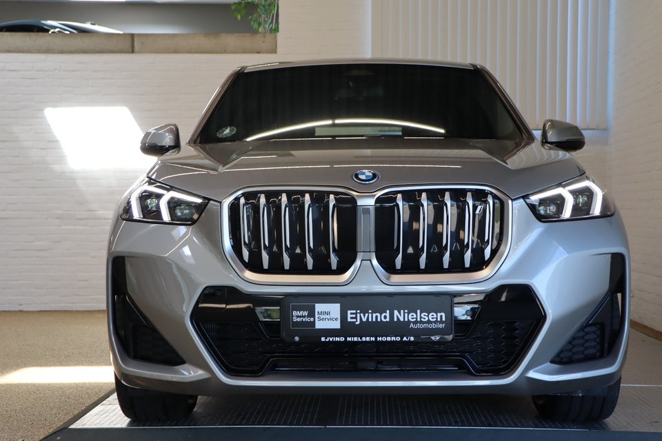 BMW iX1 xDrive30 M-Sport Premium 5d