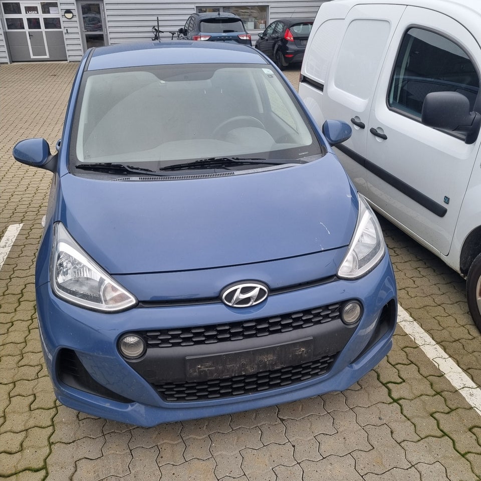 Hyundai i10 1,0 Touch 5d