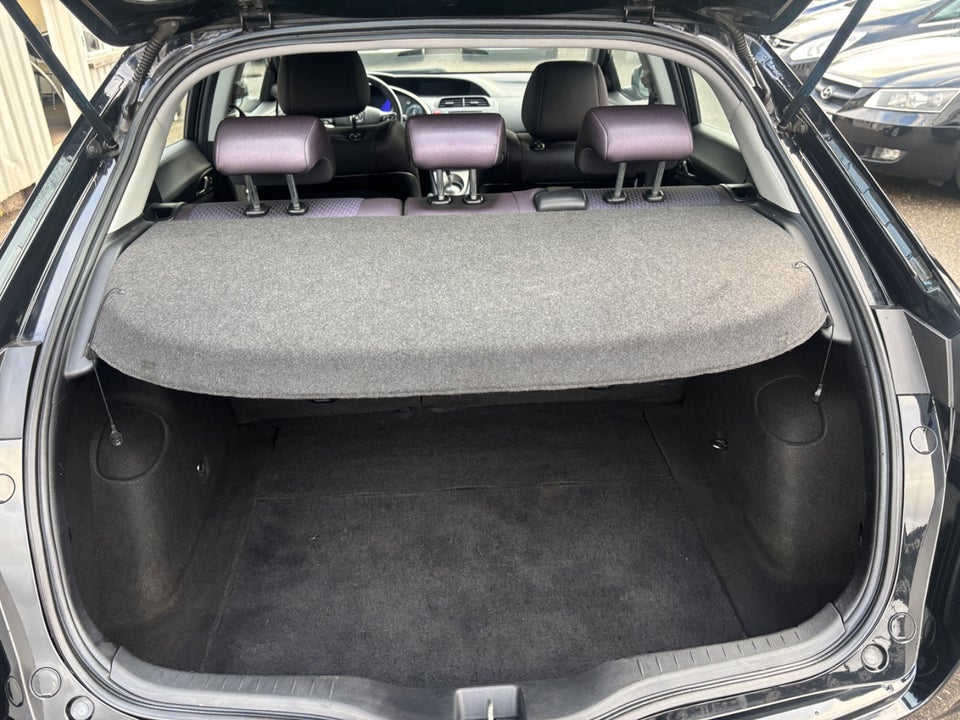 Honda Civic 1,8 Sport 5d