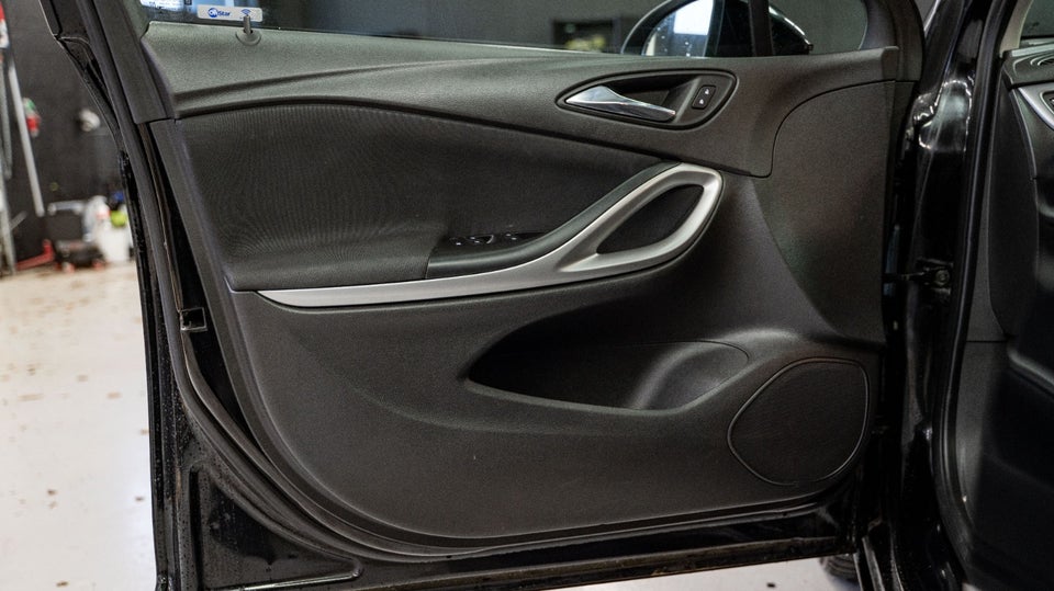 Opel Astra 1,6 CDTi 136 Enjoy Sports Tourer aut. 5d