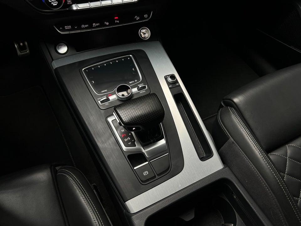 Audi Q5 2,0 TDi 190 S-line Sport quattro S-tr. 5d