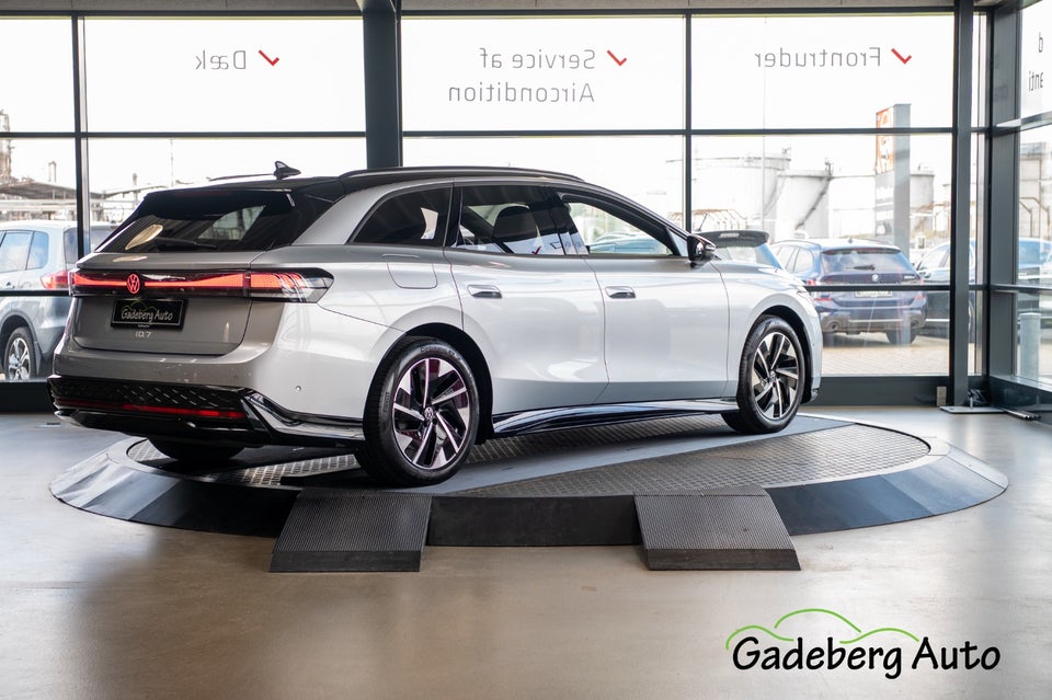 VW ID.7 77 Style Tourer 5d