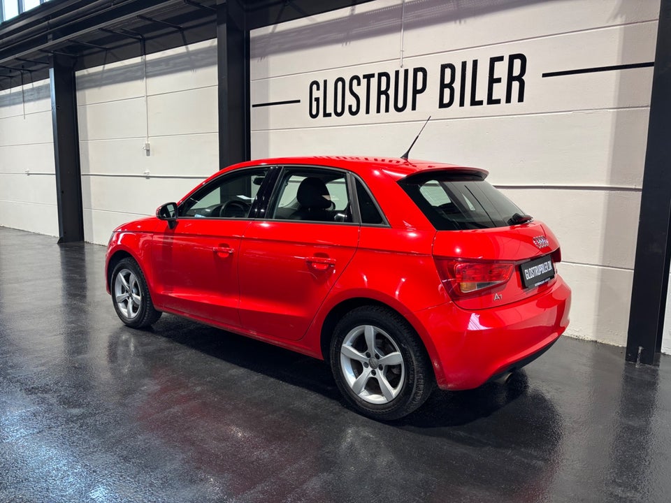 Audi A1 1,2 TFSi 86 Attraction Sportback 5d